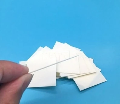 Custom Porous Alumina Heat Sink (21-25mm) - High Temp Resistant Ceramic Substrate for Electronics Cooling & Insulation