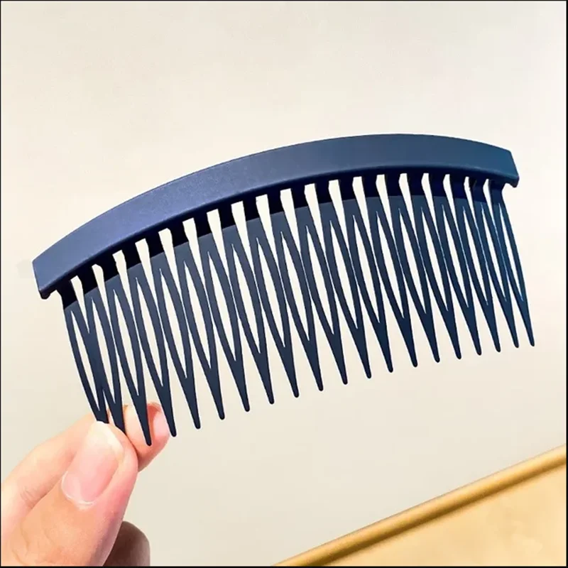 Women Fashion Hair Comb Large Simple Hairpin Bangs Fixed Arrangement Broken Hair Headband Back Head Comb Hair Accessories image 4