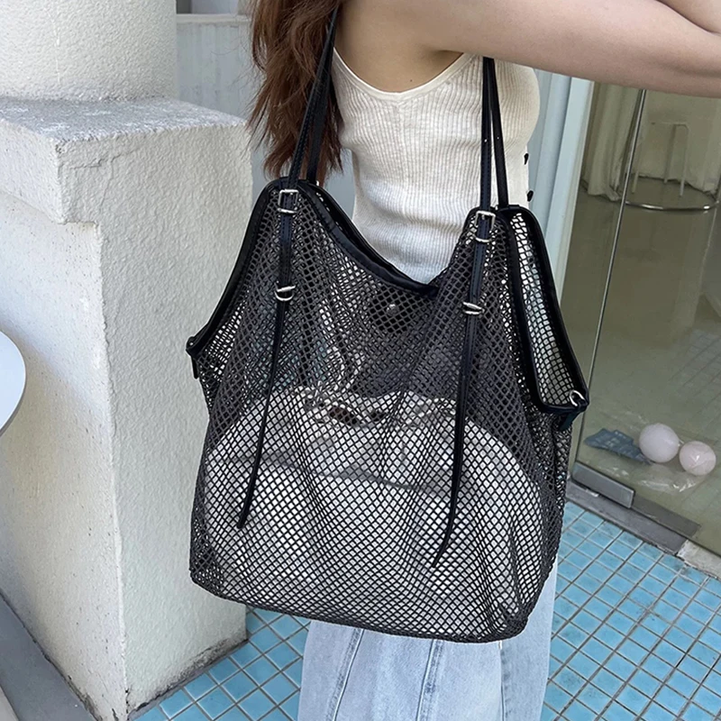 

2026 New Summer Hollow Mesh Tote Bag Large Capacity Fashion Openwork Casual Handbag Commuter Shoulder Bag Trendy Beach Satchel
