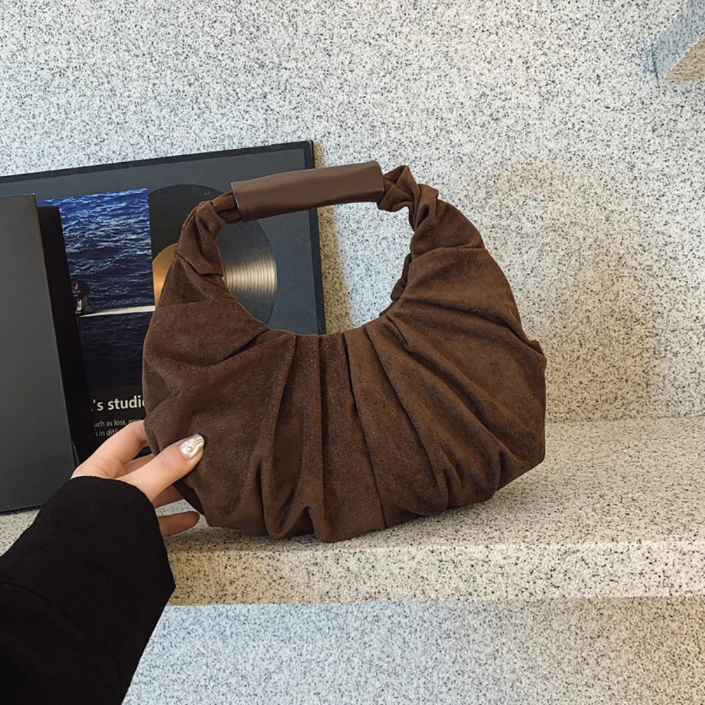 حقائب يد نسائية أنيقة ذات ثنيات على الطراز الكوري بسيطة بلون سادة وإبزيم متعدد الاستخدامات حقيبة تسوق يومية للتنقل باليد