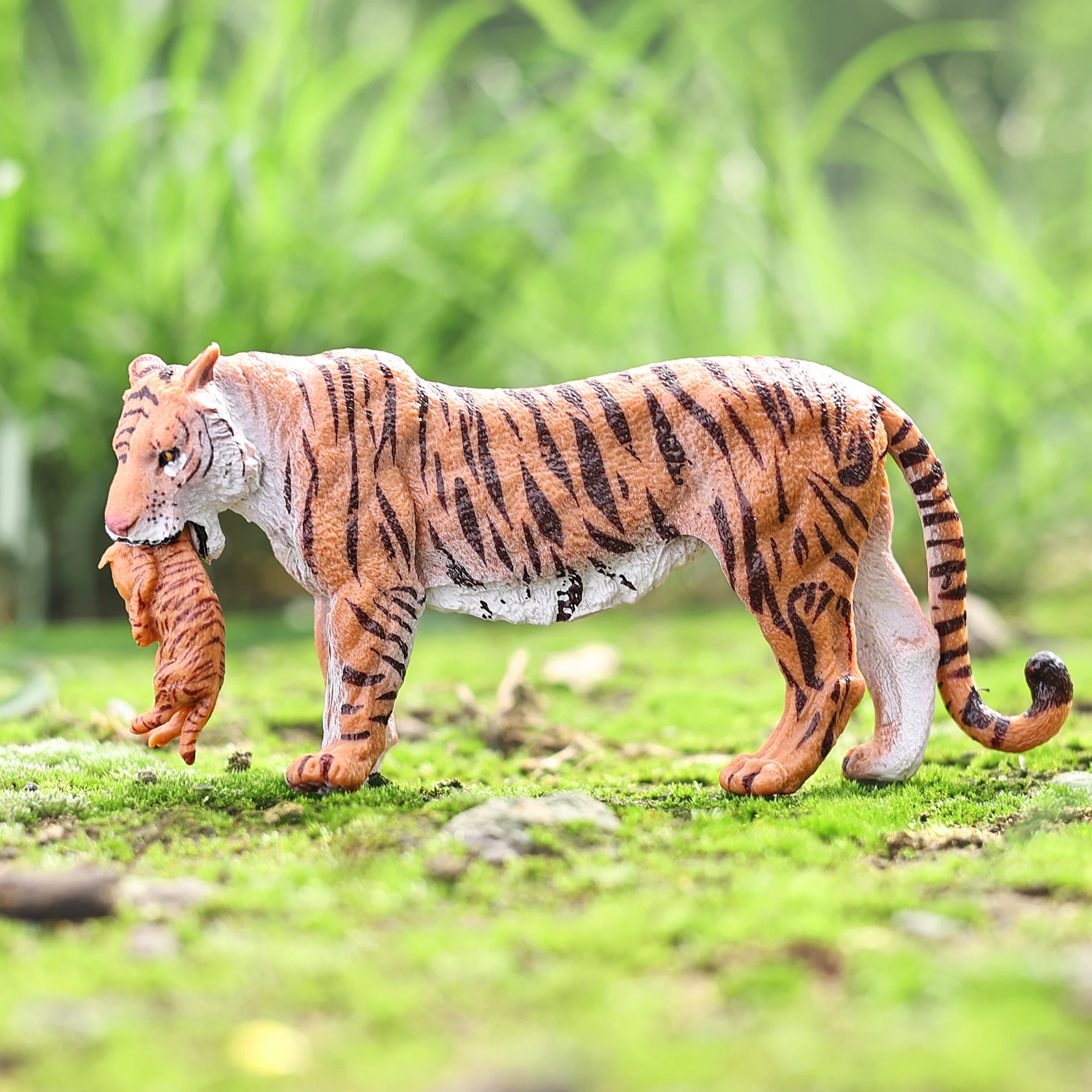 Realistic Wild Animals Toy Action Figure Collection - 3D Model Playset for Kids |Zoo Figurines Children's day gift