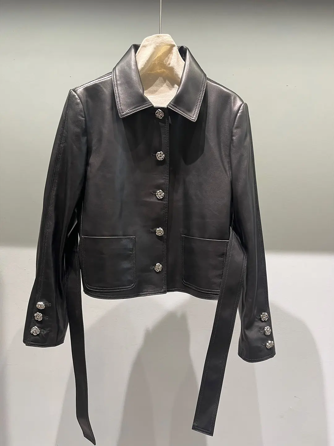 2026 Autumn Women's New Dark-style Short Leather Jacket With Lapel, Waist-cinching, Slimming, Versatile Lace-up Design