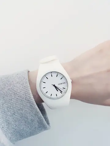 Women's Watch Simple Fashion Women Luxury Brand Waterproof Quartz Watches Ultra-thin Design Ladies Wristwatches Reloj mujer 2024