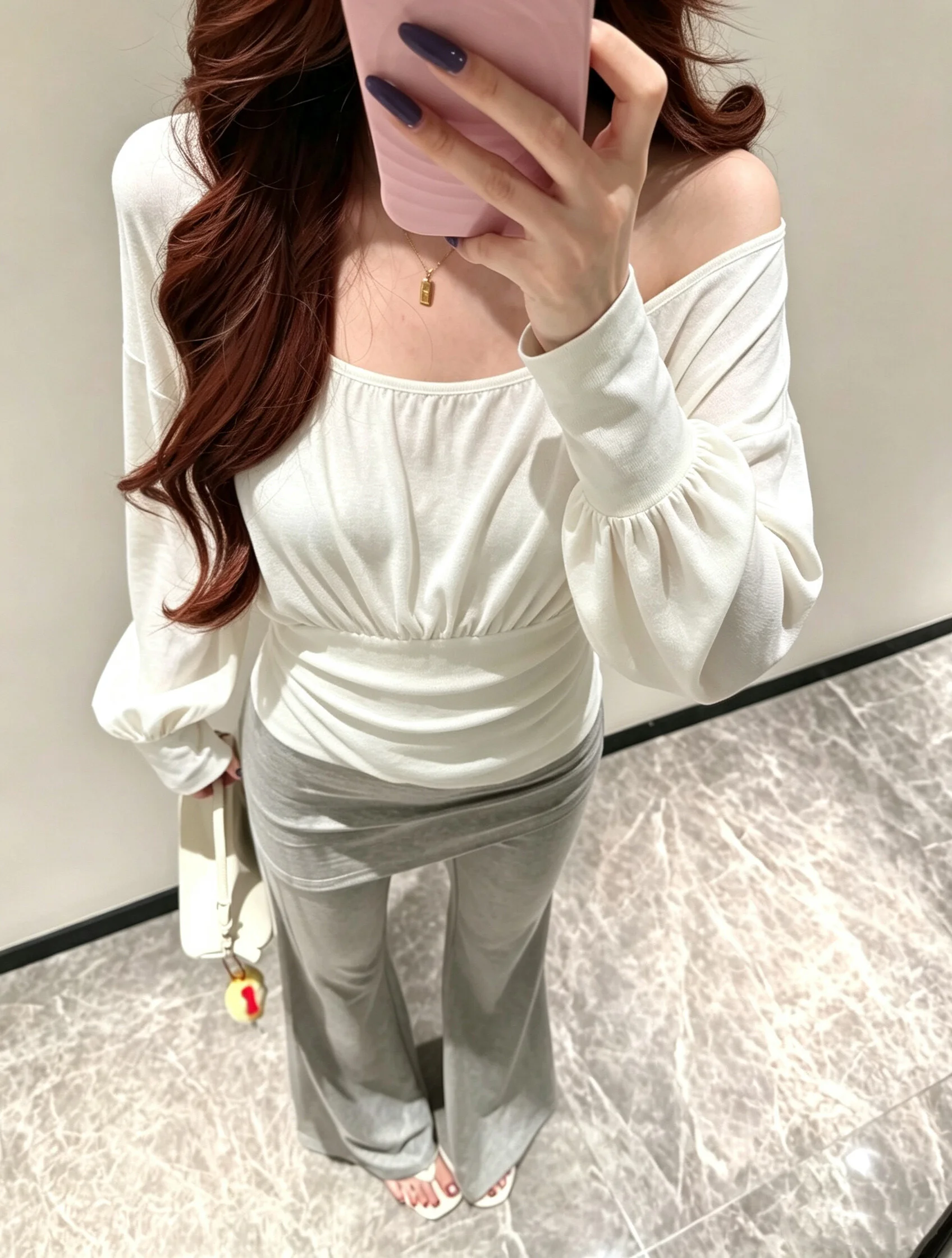 Blouse Off Shoulder - Damska bluzka z odkrytymi ramionami, plisowana,