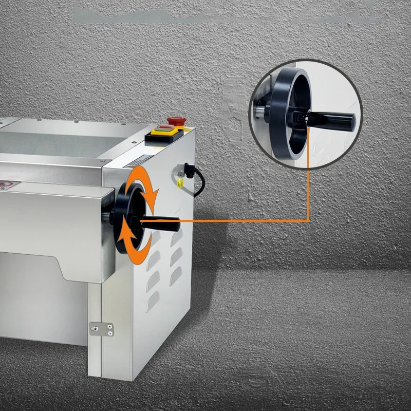 ماكينة ضغط المعكرونة عالية السرعة لسطح المكتب، بكرة من الفولاذ المقاوم للصدأ لصنع الكعك والكعك على البخار