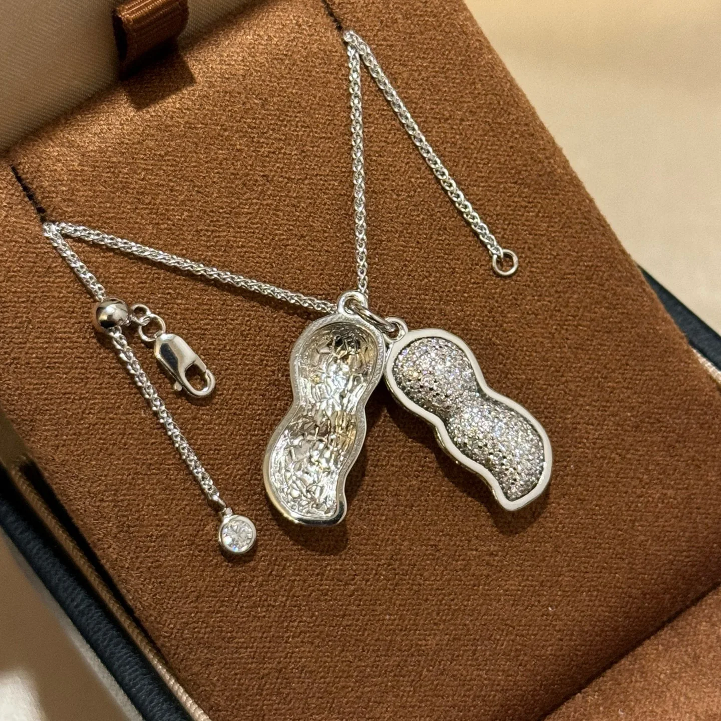 100% 925 فضة لامعة شل تمهيد AAA الزركون الفول السوداني القلائد للنساء غرامة مجوهرات