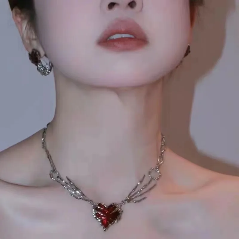 Gothic Ghost Claw Red Heart Necklace Irregular Dark Love Chain Necklaces Unisex Punk Harajuku Goth Big Heart Pendant Necklace image 5