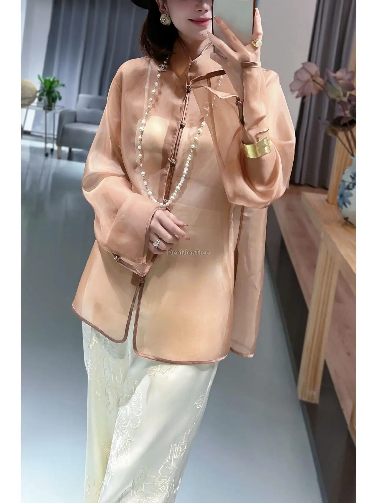 2024 retro chinese style oriental top women\'s spring autumn clothing heavy embroidery loose sleeve sunscreen coat bottom shirt