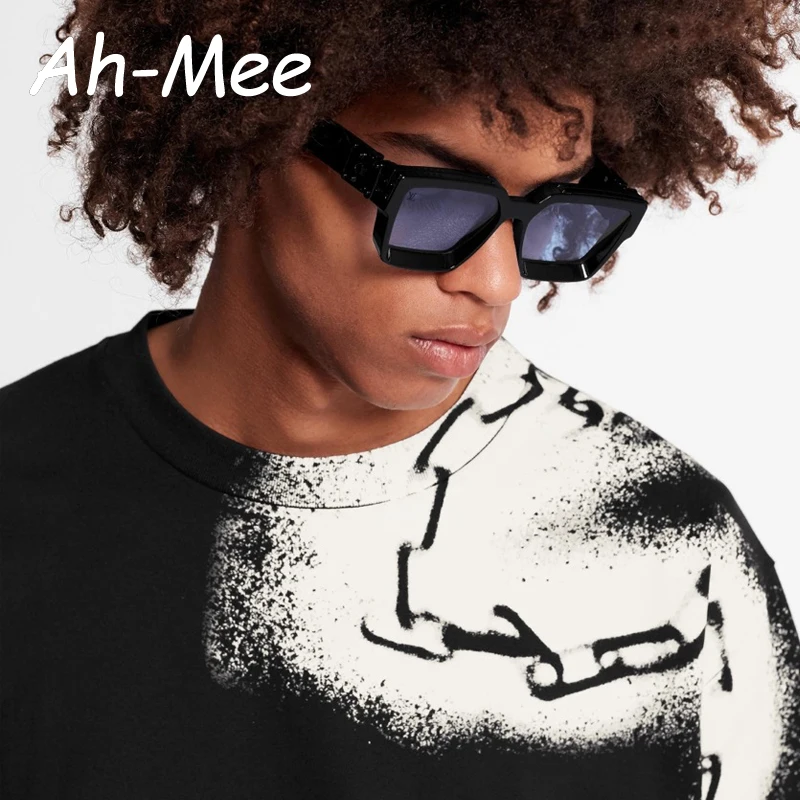 Protective Glasses Luxury Men Rivet Rectangle Sunglasses Women Shades Square Black Sun Glasses Eyewear Trendy Punk Eyeglasses