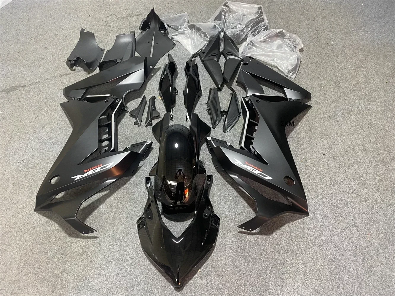 

Suitable for Honda CBR650R 2019 2020 2021 2022 Fairing CBR650 R Motorcycle Fairing Shell Motorcycle With black Series Fairing