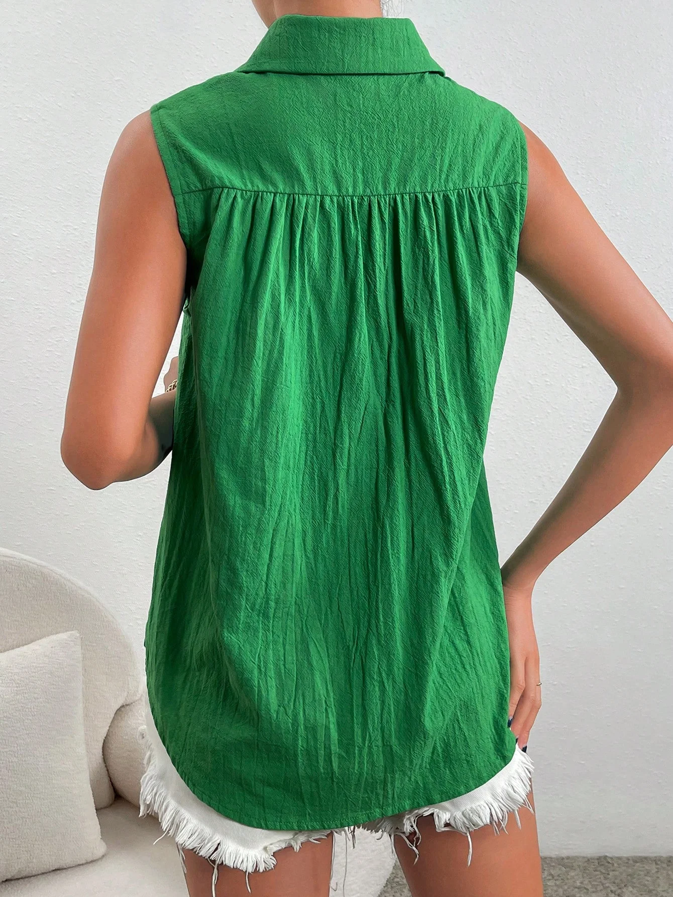 Nuova camicia estiva da donna senza maniche, top con risvolto ampio ed elegante, camicia base casual