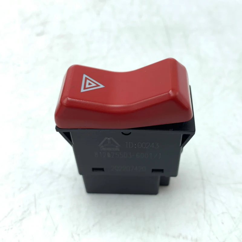 Emergency Alarm Switch 812W25503-6001 For Sinotruk SITRAK C7H G7 Four-flash Double-flash Red Switch Button Original Parts