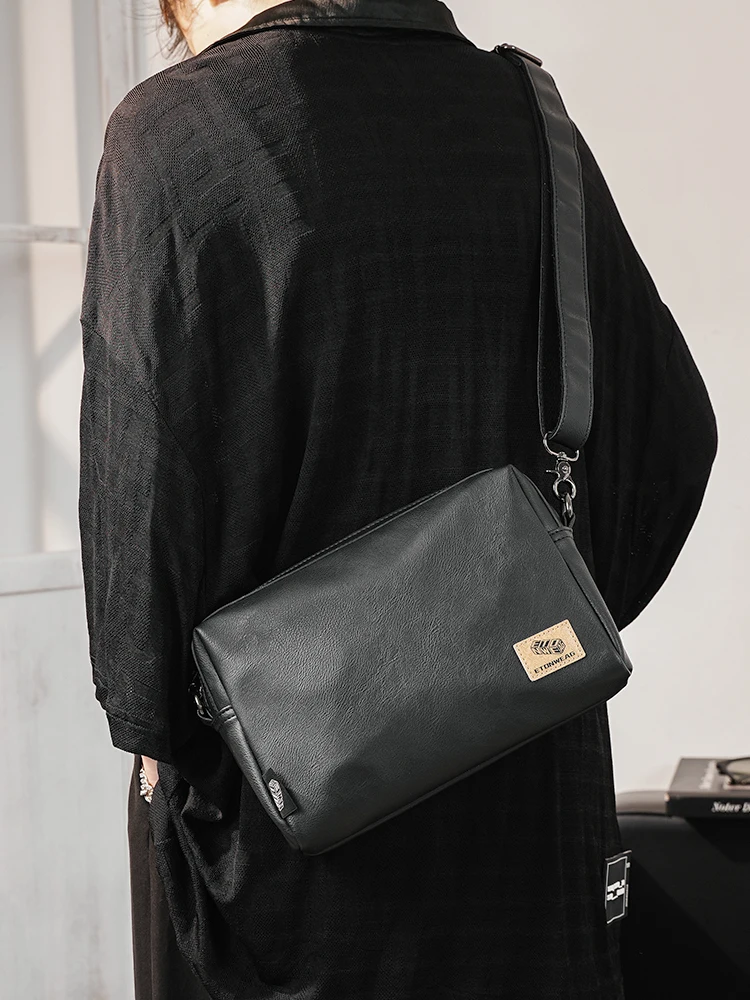Men's Crossbody Bag Simple Casual Single Shoulder Bag Fashionable Small Square Bag Street Trend Zipper Closure Leisure Bag
