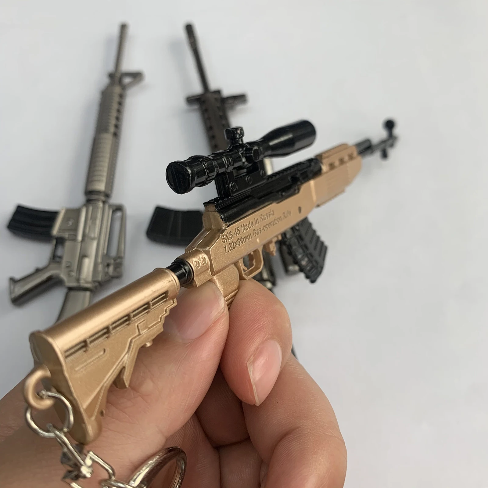 Mini Novelty Fashion Cool M416 M4A1 Guns Keychain Trinket Rifle Sniper Keyrings Punk Jewelry Souvenirs Gift Men