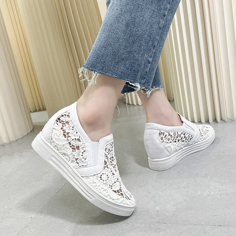 2022 Spring and Summer New Mesh Shoes Women's Breathable Mesh Shoes White Shoes Hollow Lace Inner Increase Lazy Shoes