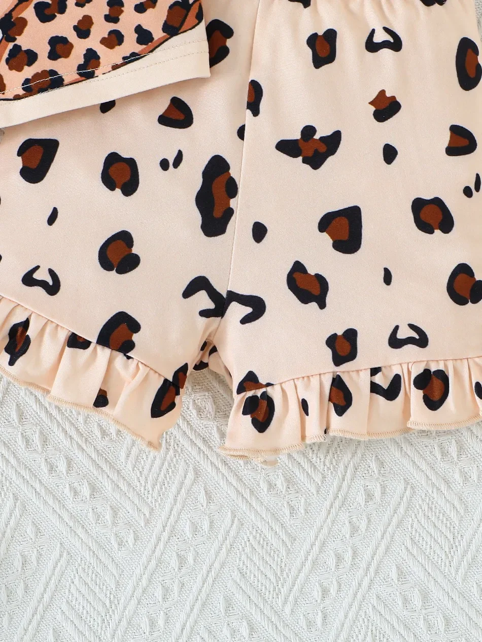 Mädchen-Outfit, 2-teilig, mit Cartoon-Kaninchenmuster, Rüschenärmeln, Leopardenmuster-Shorts, für Kinder, ideal für Sommer, Strand, Alltag, Freizeitkleidung, Set ZYD47. – Detail 10