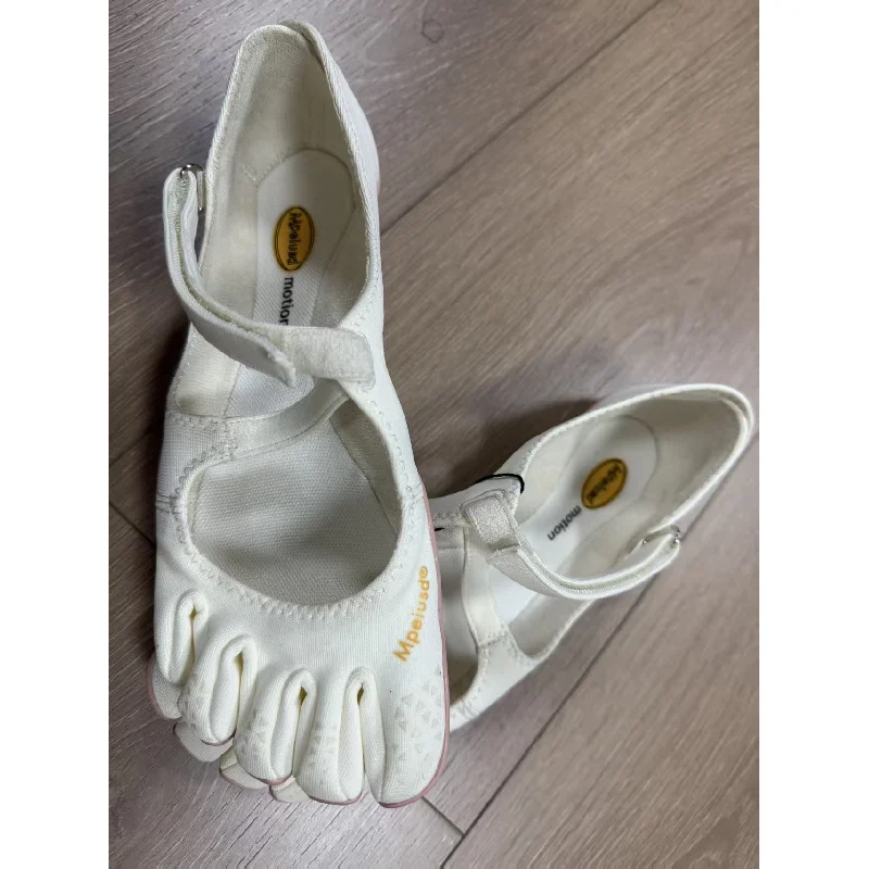 

Unisex Fitness Yoga Dance Toe Shoes - Breathable Soft Soled Gym Barefoot Training Shoes, Adjustable Strap Cross-Training Shoes