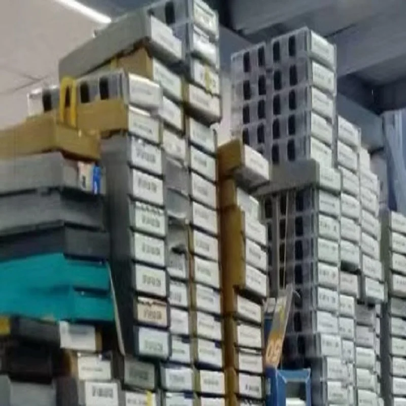 

Hard alloy cutting blades GIP 3.98-0.20 IC830