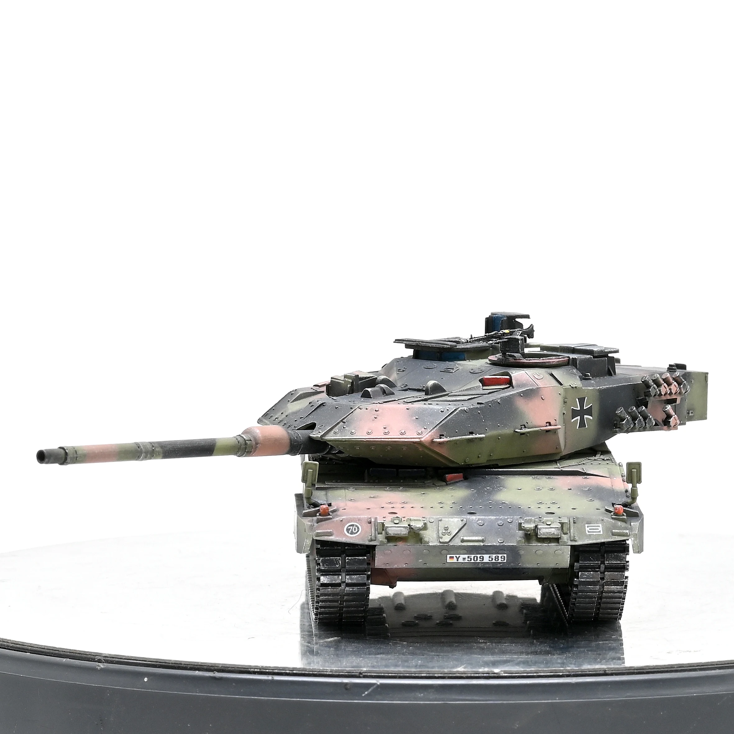 1/72 AM German L2A6EX main battle tank model three color camouflage finished product model