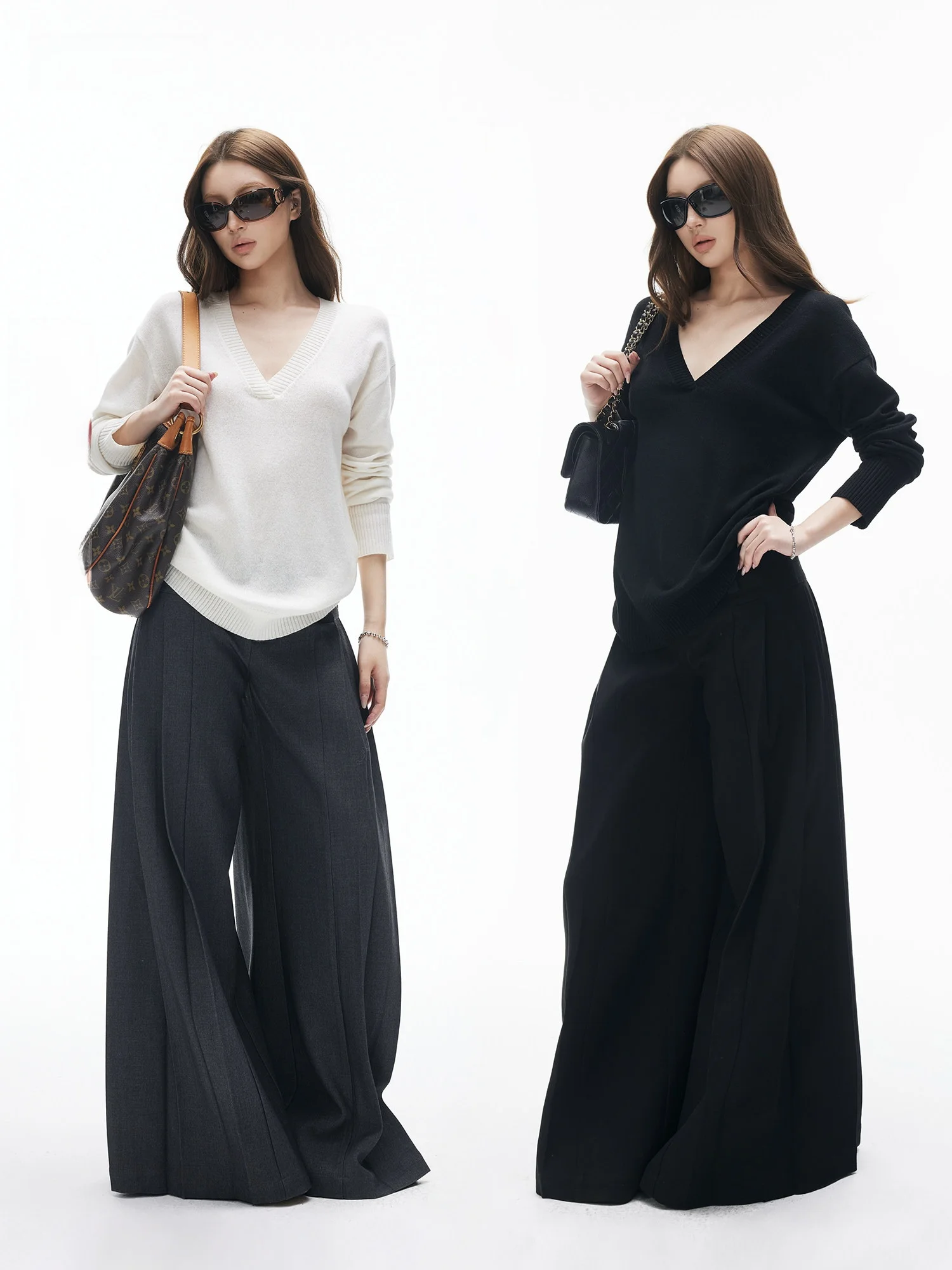 

Iamxiaa Skin-friendly Elastic Fine-spun V-neck Loose Knitted Sweater Classic Two-tone Casual Long Sleeve Women's Top