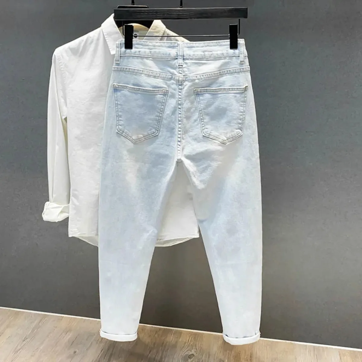 Mens 2026 SS New Light Wash Slim Tapered Jeans Elastic Stretch Nine Point Versatile Trousers