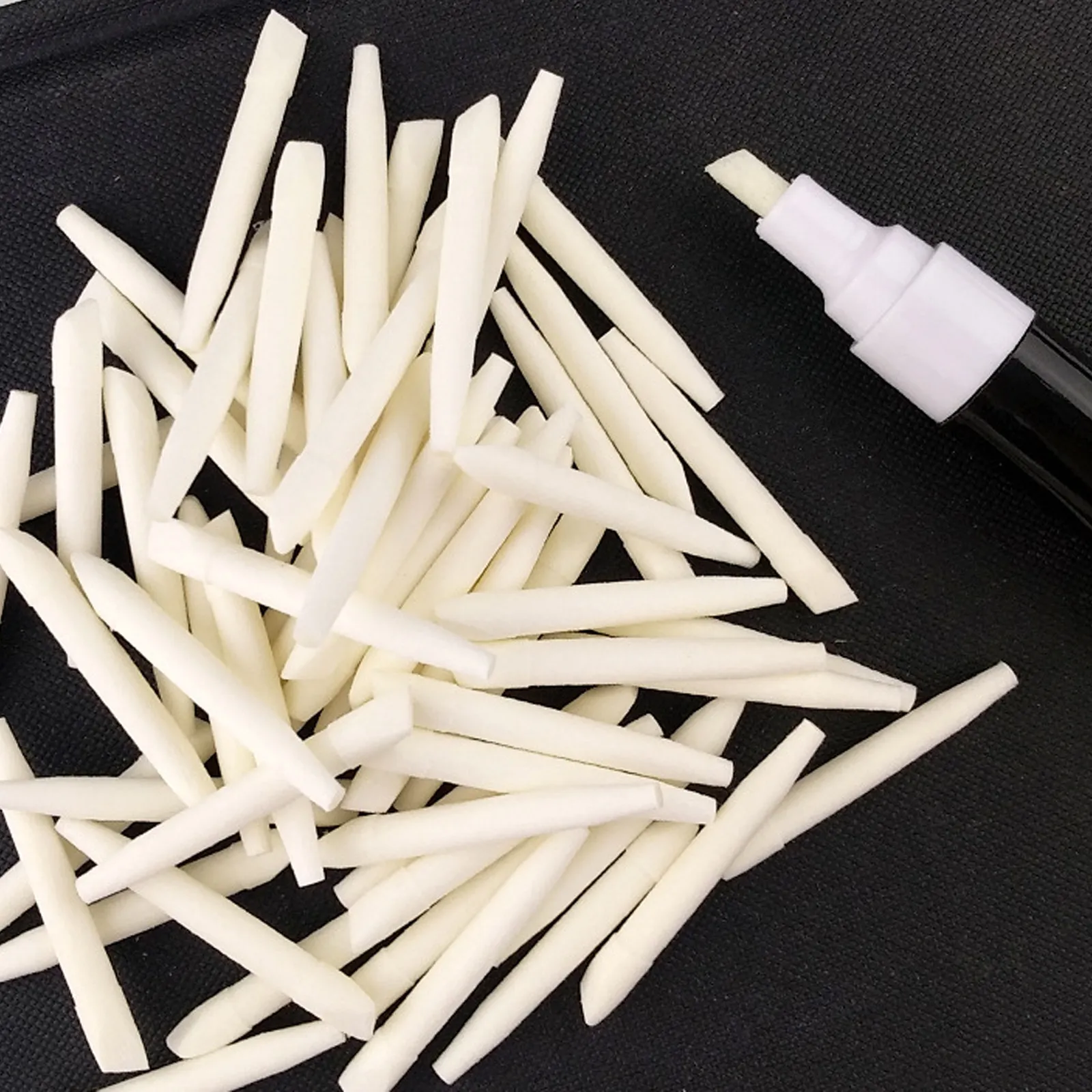 

25Pcs Universal Paint Pen Points Replacement Nibs for Refillable Markers Premium Fiber Smooth Edge Multipurpose Writing Stuff