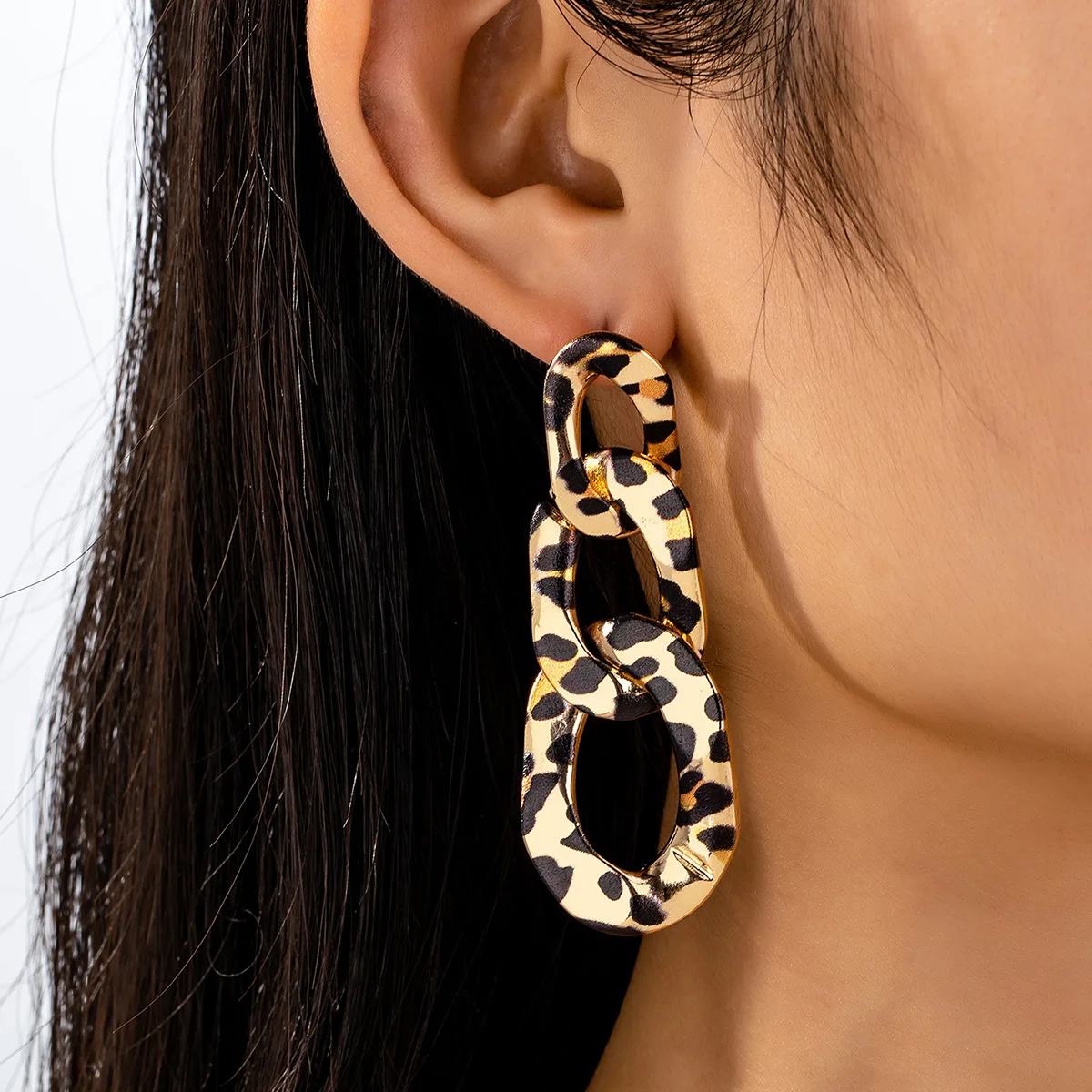 Earrings For Women Retro Temperament Long Metal Chain Leopard Print Holiday Party Gift Ear Accessories Fashion Jewelry E533