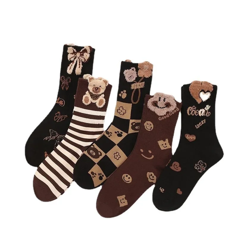 5 Paar Herbst-Winter-Neue Damen-Socken in brauner Farbe mit mittlerer Röhre, atmungsaktiv, schweißabsorbierend, geruchsdicht, einfache, bequeme Socken