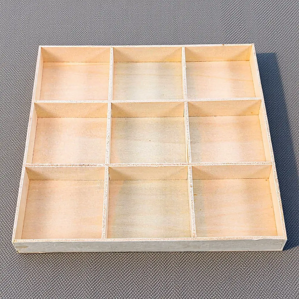 Wooden Jewelry Storage Plate Delicate Ring Holder Jewelry Organizer Tray with 9 Compartments for Home Bedroom Dresser Display