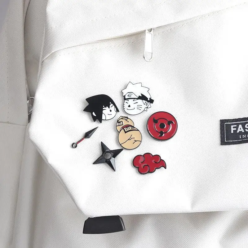 

Anime NARUTO Brooch Cartoon Uzumaki Naruto Uchiha Sasuke Peripheral Products Metal Badge Clothing Bag Pin Pendant Accessories