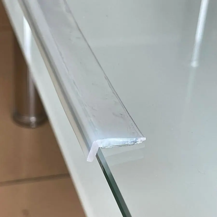 

Защитные уголки Protector 100 из силикона, прозрачные, с предварительно нанесенной клейкой лентой, мягкие, для безопасности детей, для столов, шкафов и мебели