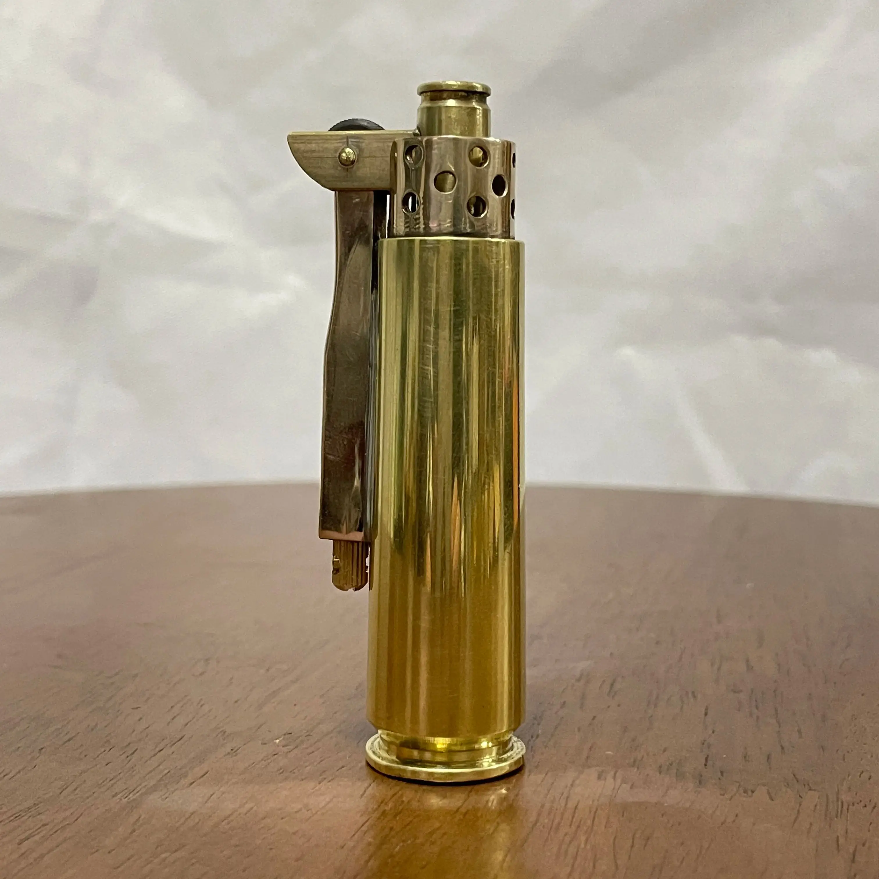 Nostalgic Brass Shell Gasoline Lighter Hand Flip ignition Vintage Collection Cigarette Briquet