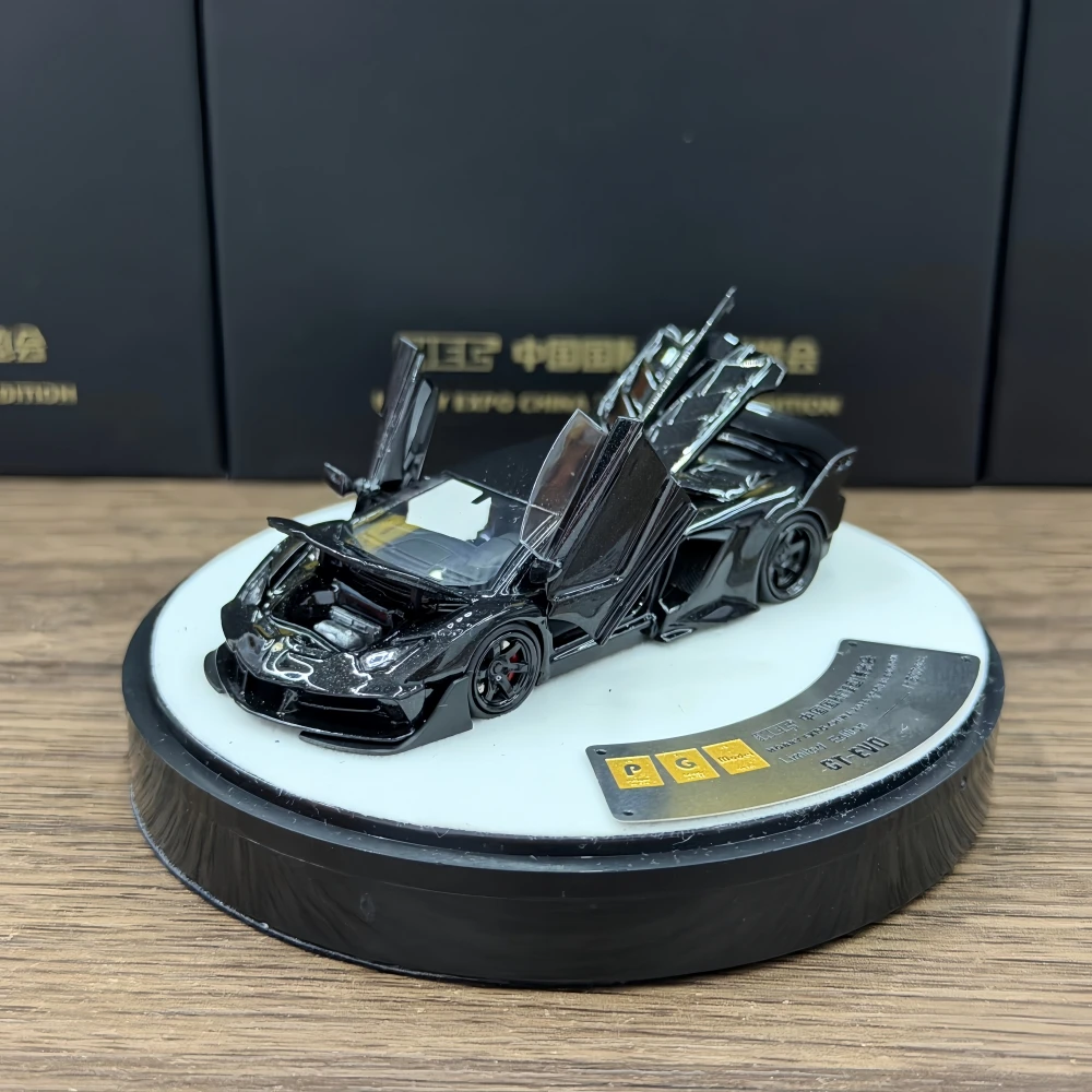 PGM 1:64 Liberty Walk LP700 GT EVO Diecast Model Car