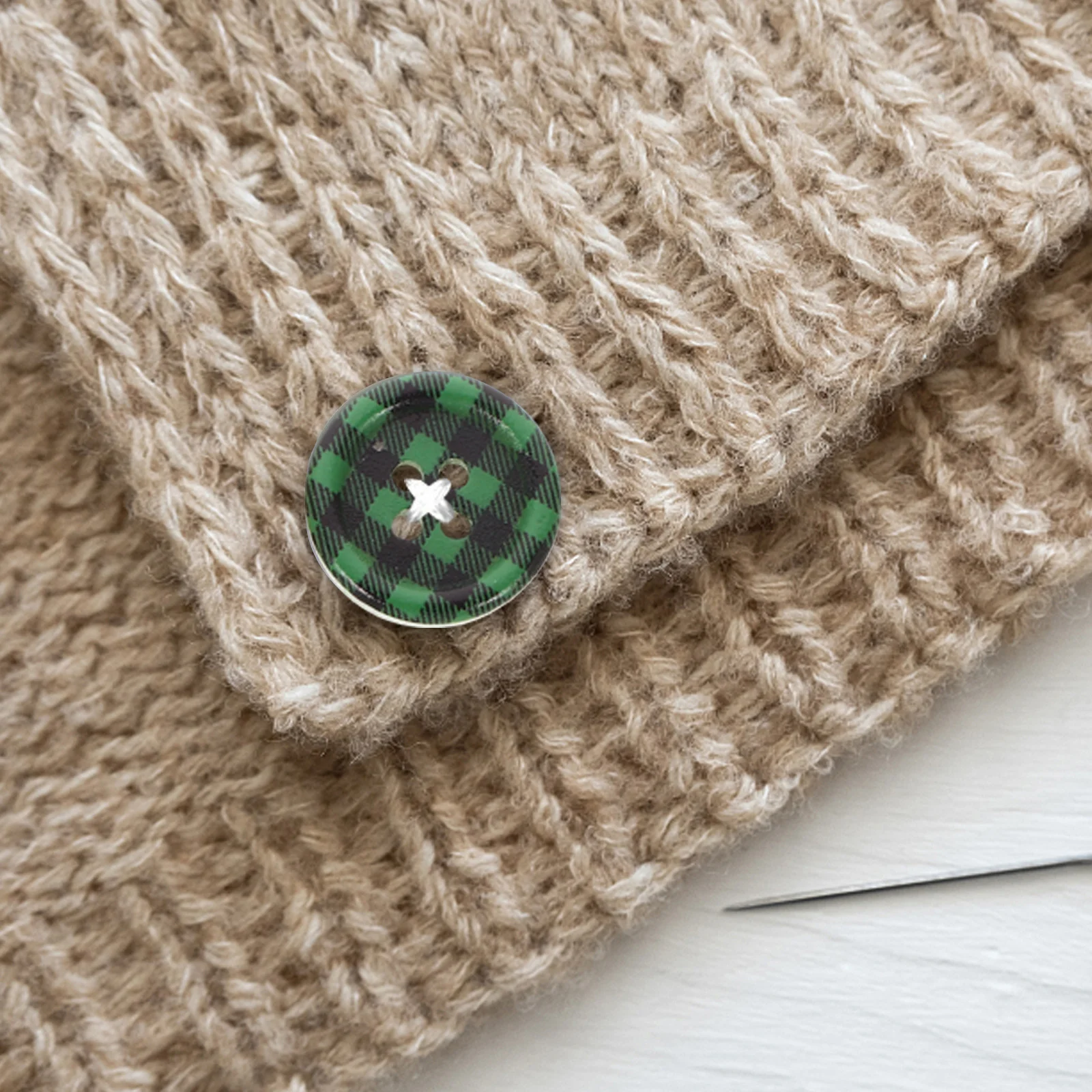 

300Pcs Christmas Wood Buttons DIY Sewing Decorative Clothes Small Coat Replacement Xmas Craft Buttons Small Coat Button