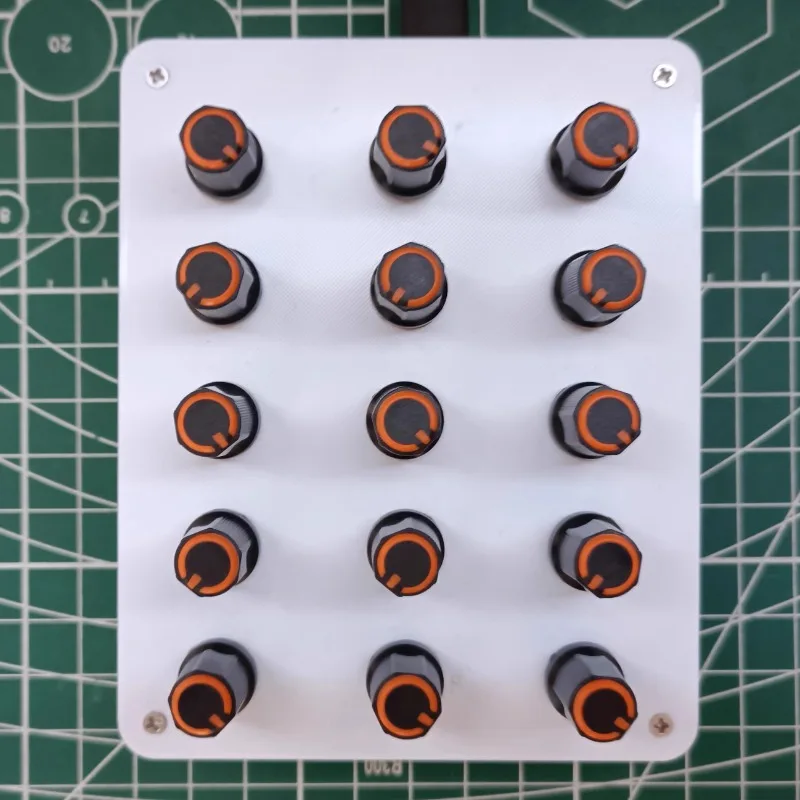 

15 Knob Knobs Custom CC Information Volume USB-C Interface Music Host Software MIDI Controller