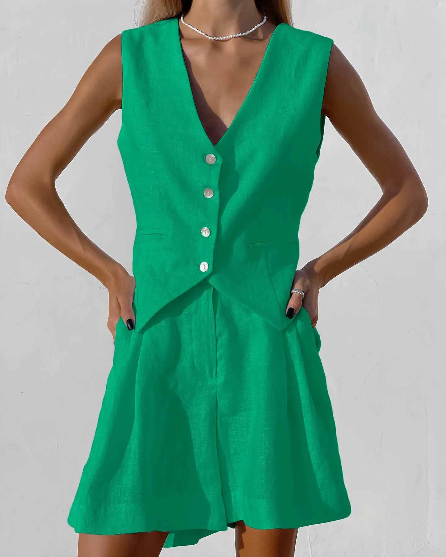 

Cotton And linen Chic Casual Vest Shorts Set Women's Summer New Fashion Commuter Sleeveless Tank Top Shorts Suits