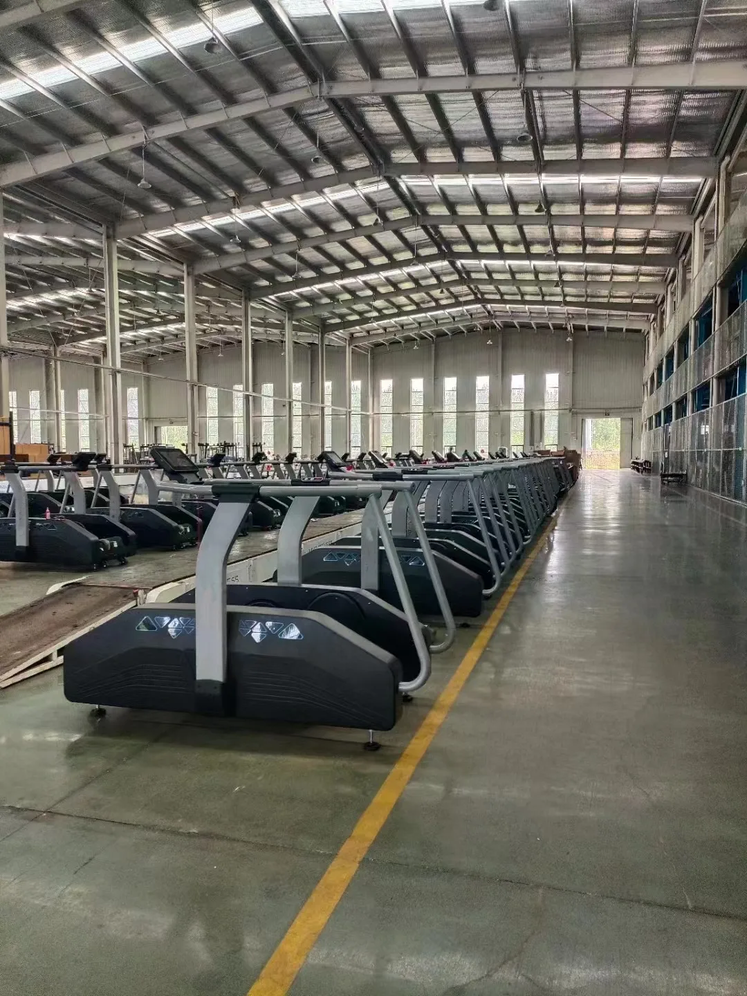 Hochwertige Indoor-Trainingsgeräte, Surfmaschine, Übung, LCD-Bildschirmfunktion, Surf-Geschenke für das Fitnessstudio