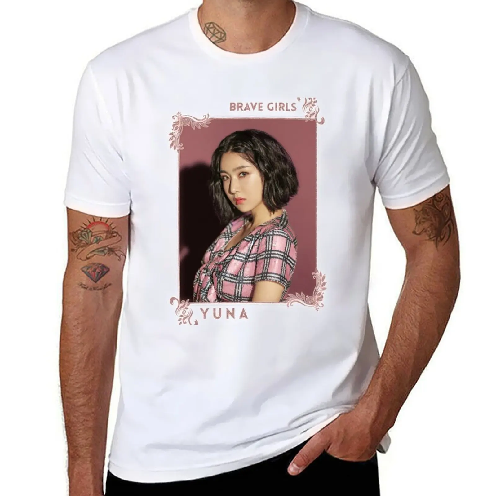

Brave Girls - Yuna T-Shirt t shirt for man 100 percent cotton men t shirt cotton 100% T-Shirt