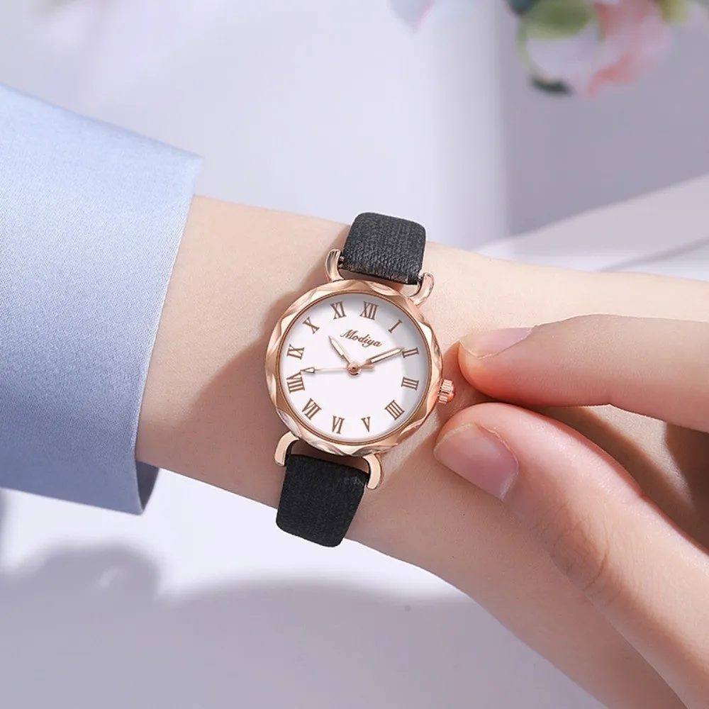 New Leather Strap Watches for Women Water Resistant Precise Quartz Watch Minimalist Circular Wrist Watches Female Gifts