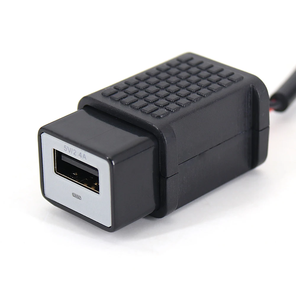 

Motorcycle Fast Charger Adapter Waterproof USB Socket Cigarette Lighter For YAMAHA Tracer 9 GT Tracer 900GT TRACER 9 Tracer 7