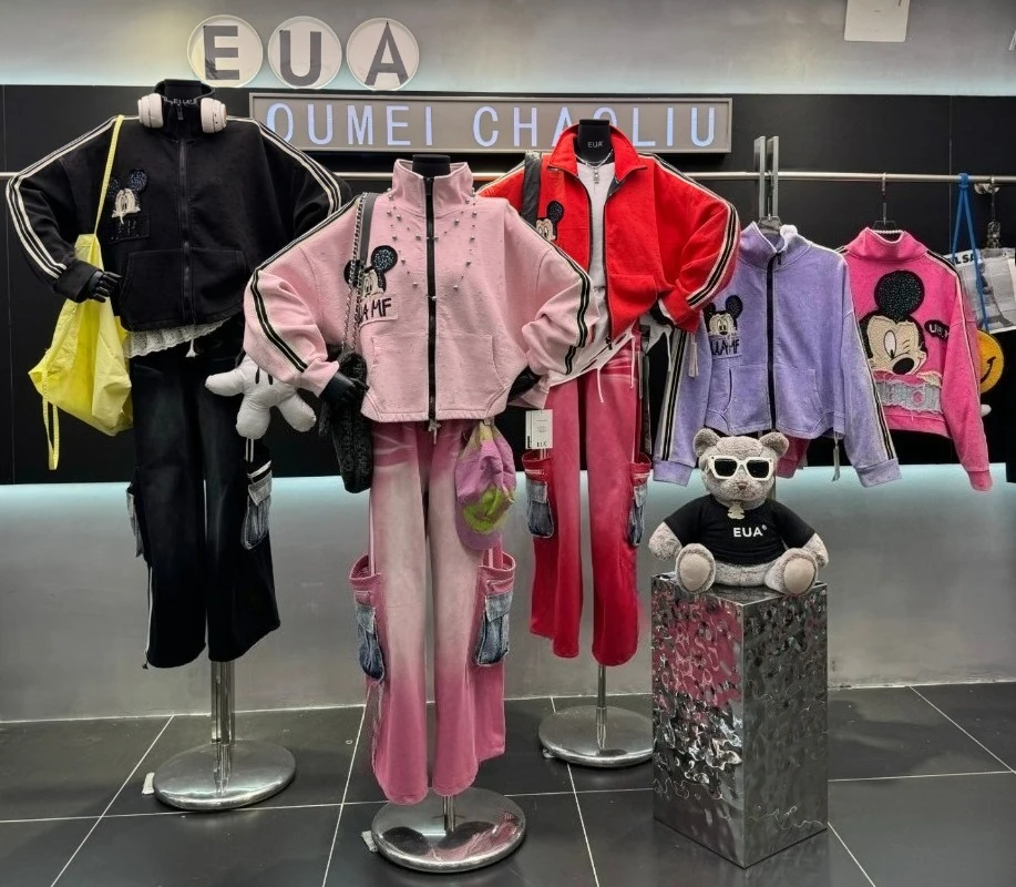 Unique Design Age-Reducing Jacket Autumn New Heavy Industry Sequin Patch Embroidery Cartoon Fashion Top Ins Style Zipper Coat