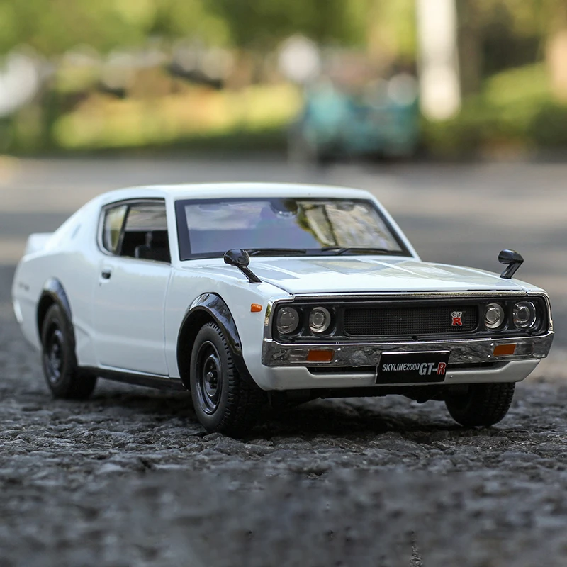 1:24 Nissan Skyline 2000 GT-R 1973 Supercar Alloy Car Model Diecasts & Toy Vehicles Collect Car Toy Boy Birthday gifts