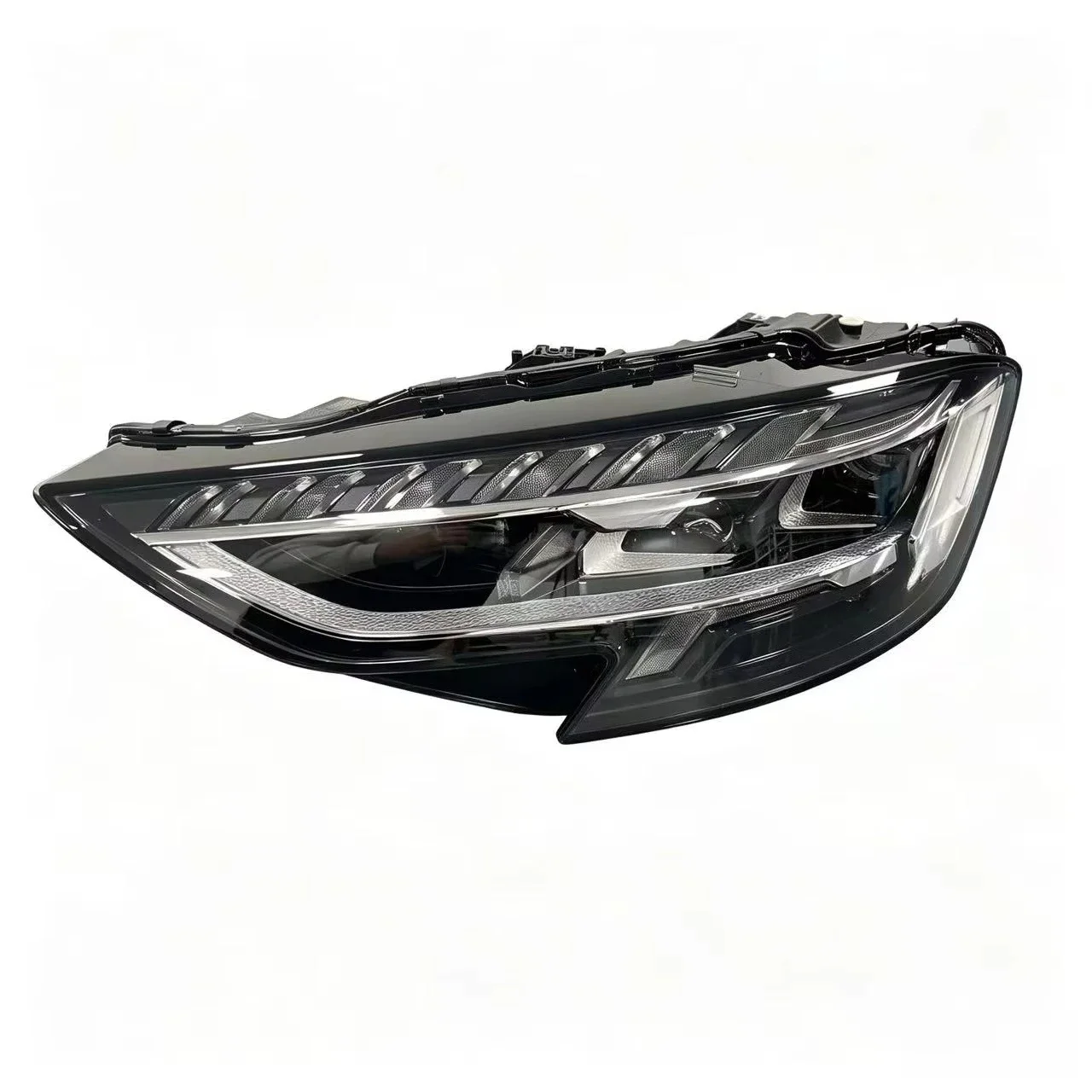 For A8 D5 A8L Horch Digital Matrix LED Headlight Plug&Play Front Headlamp Auto Lighting Replacement Parts Wholesale Stock