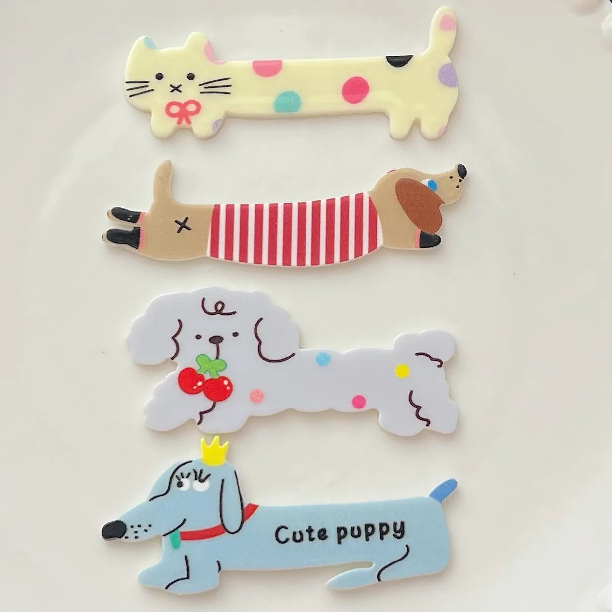 MINISO-Cabochons en résine à dos plat, animaux mignons de dessin animé, matériel d'artisanat, fabrication de bijoux, breloques, 2 pièces