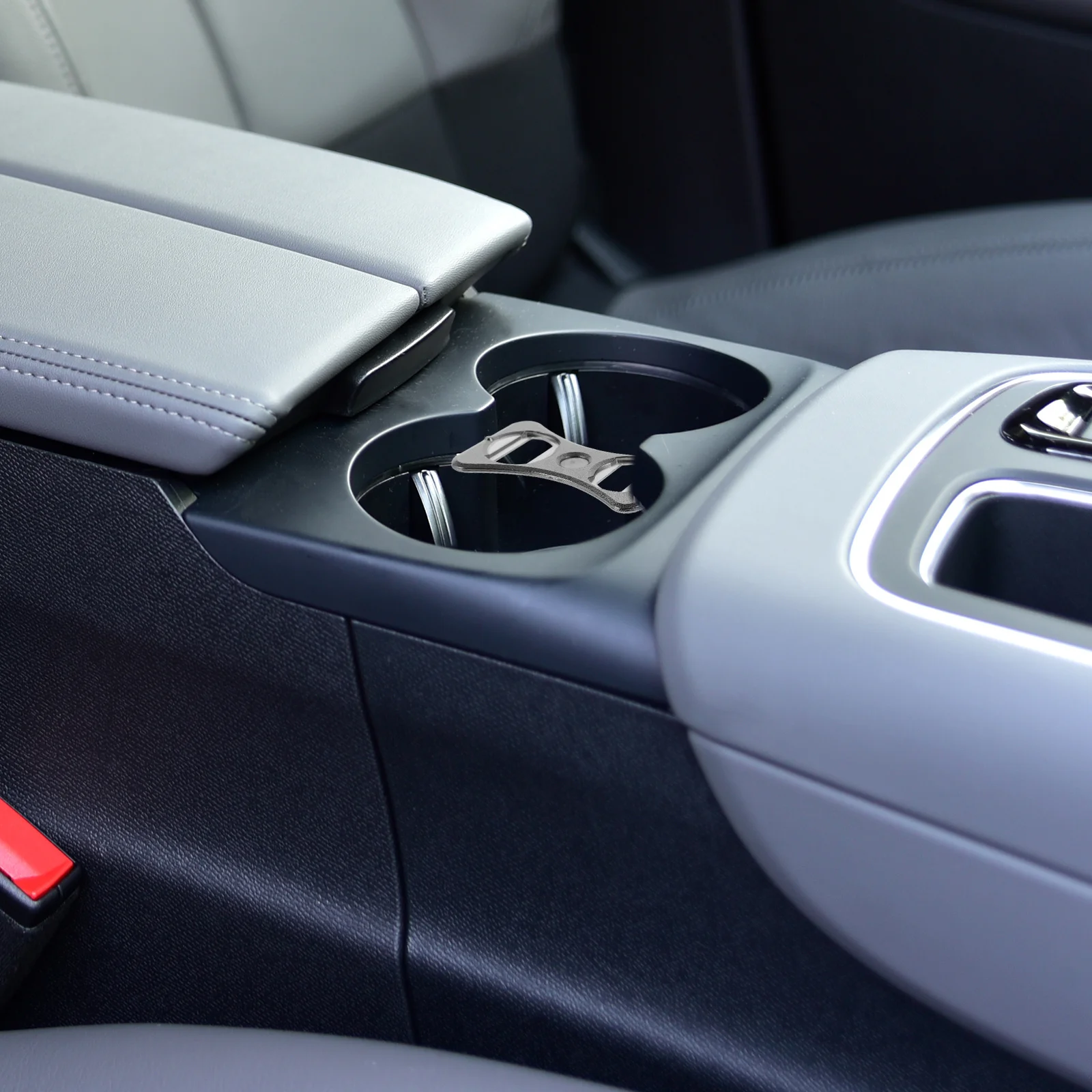 

Car Cup Holder Bottle Opener Metal Vehicle Drink Holder Center Console Storage Compatible for Vw Golf Mk5 Mk6 Spill Proof