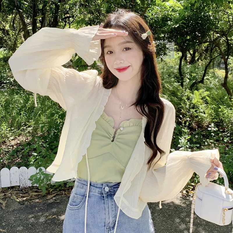 

Women's outerwear design sense niche cardigan 2025 summer thin style fresh and sweet Korean chic short top for women