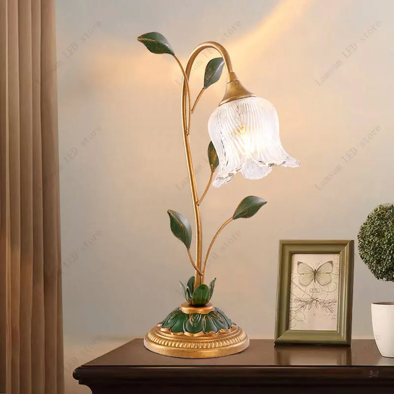 التيار المتناوب بالطاقة زهرة مصباح زنبق الوادي مصباح الزخرفية زهرة مكتب ضوء ثلاثي الألوان E14 Blub النمط الرعوي الإضاءة