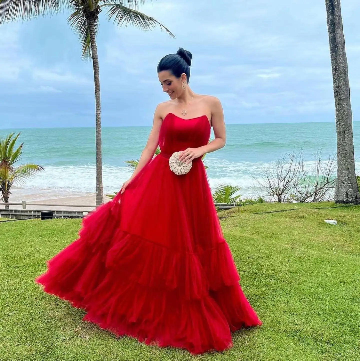 2025Aangepaste strapless mouwloze sexy prachtige gelaagde rits backparty-jurken temperament vloerlengte avondjurk