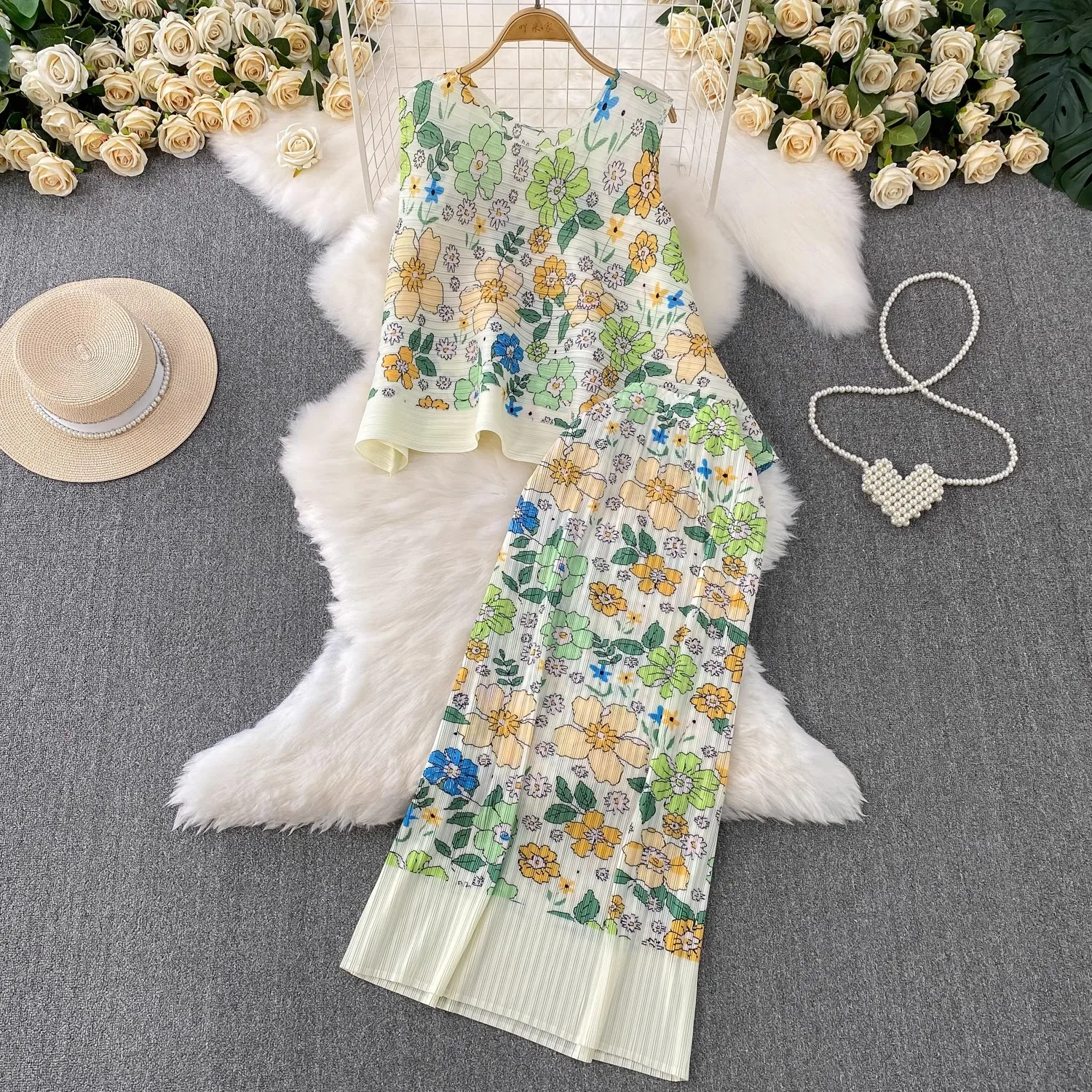 Miyake Plissee Süßer Blumendruck Urlaub 2-teiliges Set Neue Sommer Unregelmäßige ärmellose Weste Lose Tops + Floral Midi Rock Anzüge