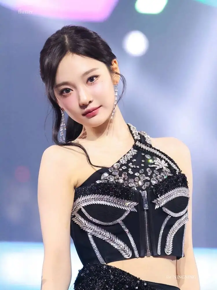 Girl Group Ning Yizhuo Same Style Supernova Stage Outfit Kpop Road Show Jazz Stage Performance Costume view 2